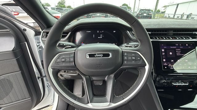2026 Jeep Grand Cherokee GRAND CHEROKEE L LAREDO 4X2