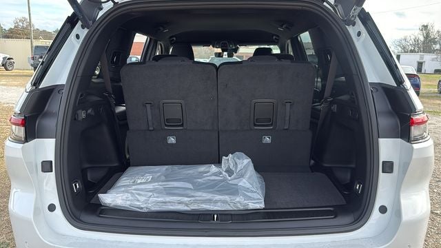 2025 Jeep Grand Cherokee GRAND CHEROKEE L LAREDO 4X2