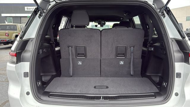 2026 Jeep Grand Cherokee GRAND CHEROKEE L LAREDO 4X2