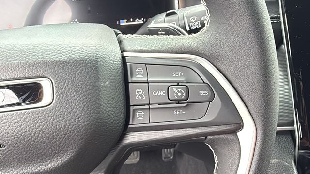 2026 Jeep Grand Cherokee GRAND CHEROKEE L LAREDO 4X2