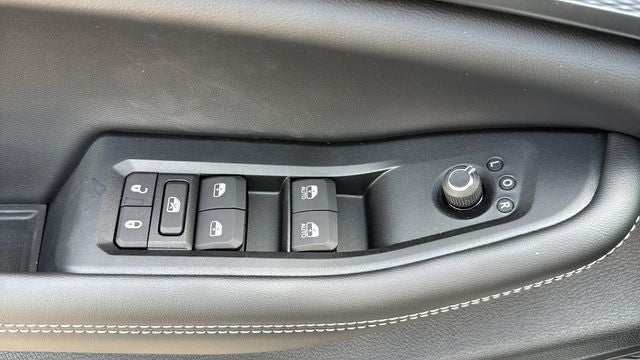 2026 Jeep Grand Cherokee GRAND CHEROKEE L LAREDO X 4X2