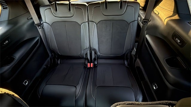 2025 Jeep Grand Cherokee GRAND CHEROKEE L ALTITUDE X 4X2