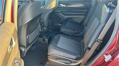 2025 Jeep Grand Cherokee GRAND CHEROKEE L LAREDO X 4X2