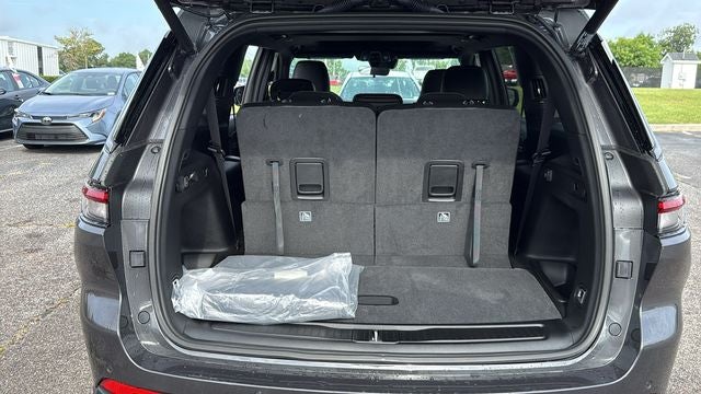 2026 Jeep Grand Cherokee GRAND CHEROKEE L LAREDO ALTITUDE 4X2