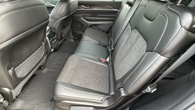 2026 Jeep Grand Cherokee GRAND CHEROKEE L LAREDO ALTITUDE 4X2
