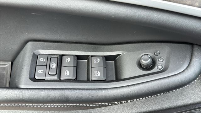 2026 Jeep Grand Cherokee GRAND CHEROKEE L LAREDO ALTITUDE 4X2