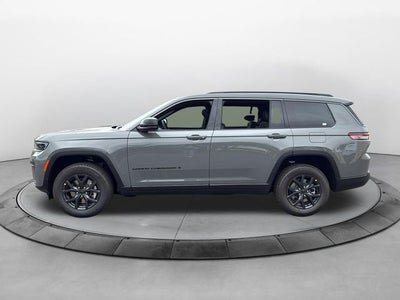 2027 Jeep Grand Cherokee GRAND CHEROKEE L LAREDO ALTITUDE 4X2