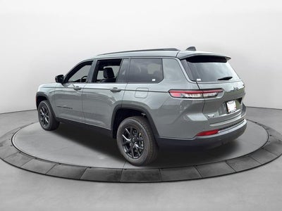 2027 Jeep Grand Cherokee GRAND CHEROKEE L LAREDO ALTITUDE 4X2