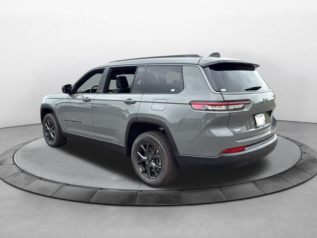 2027 Jeep Grand Cherokee GRAND CHEROKEE L LAREDO ALTITUDE 4X2