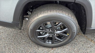 2027 Jeep Grand Cherokee GRAND CHEROKEE L LAREDO ALTITUDE 4X2