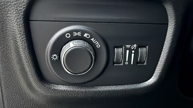 2026 Jeep Grand Cherokee GRAND CHEROKEE L LAREDO ALTITUDE 4X2
