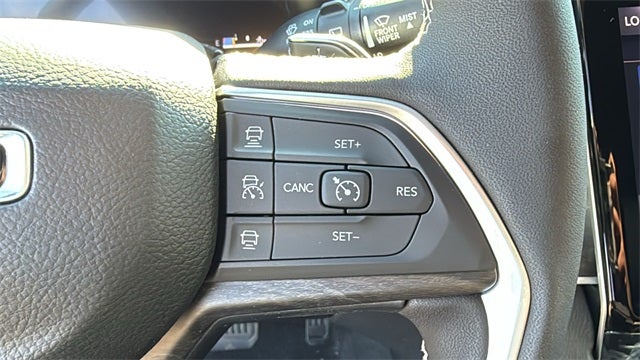 2025 Jeep Grand Cherokee GRAND CHEROKEE L LIMITED 4X2