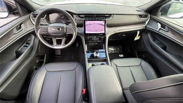 2025 Jeep Grand Cherokee GRAND CHEROKEE L LIMITED 4X2