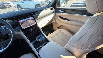 2025 Jeep Grand Cherokee GRAND CHEROKEE L LIMITED 4X2