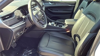 2025 Jeep Grand Cherokee GRAND CHEROKEE L LIMITED 4X2