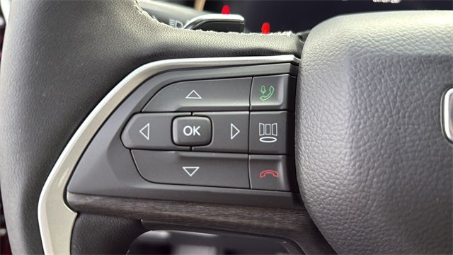 2025 Jeep Grand Cherokee GRAND CHEROKEE L LIMITED 4X2