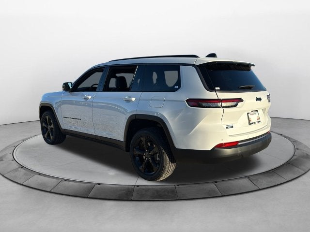 2027 Jeep Grand Cherokee GRAND CHEROKEE L LIMITED 4X2