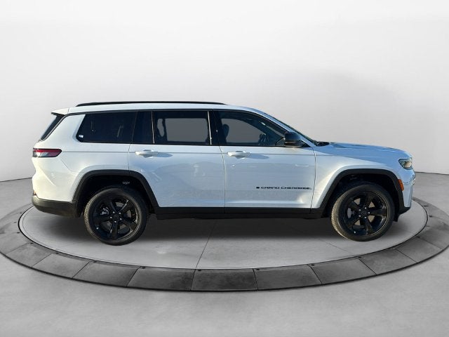 2027 Jeep Grand Cherokee GRAND CHEROKEE L LIMITED 4X2