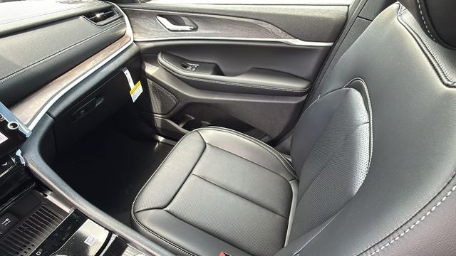 2026 Jeep Grand Cherokee GRAND CHEROKEE L LIMITED 4X2