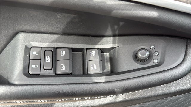 2027 Jeep Grand Cherokee GRAND CHEROKEE L LIMITED 4X2
