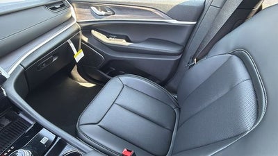 2026 Jeep Grand Cherokee GRAND CHEROKEE L LIMITED 4X2