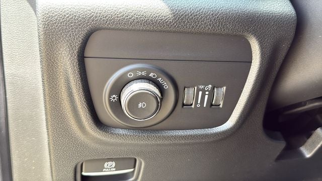 2026 Jeep Grand Cherokee GRAND CHEROKEE L LIMITED 4X2
