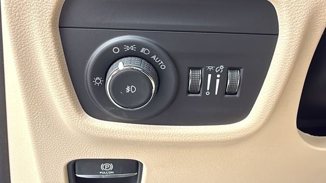 2026 Jeep Grand Cherokee GRAND CHEROKEE L LIMITED 4X2