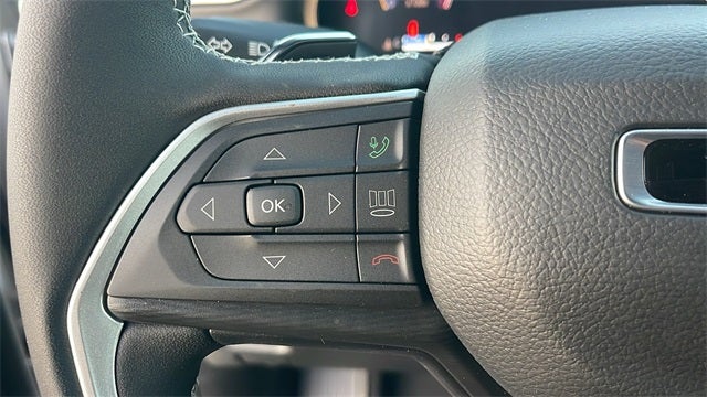 2025 Jeep Grand Cherokee GRAND CHEROKEE L LAREDO X 4X4