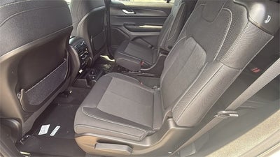 2025 Jeep Grand Cherokee GRAND CHEROKEE L LAREDO X 4X4