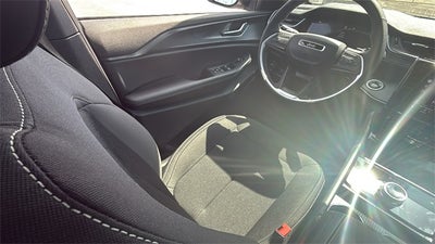 2025 Jeep Grand Cherokee GRAND CHEROKEE L LAREDO X 4X4