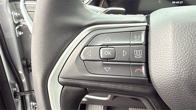 2025 Jeep Grand Cherokee GRAND CHEROKEE L LAREDO X 4X4