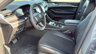 2027 Jeep Grand Cherokee GRAND CHEROKEE L LAREDO ALTITUDE 4X4