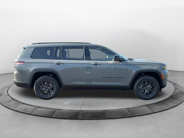 2027 Jeep Grand Cherokee GRAND CHEROKEE L LAREDO ALTITUDE 4X4