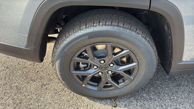 2027 Jeep Grand Cherokee GRAND CHEROKEE L LAREDO ALTITUDE 4X4
