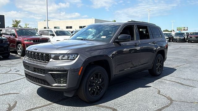 2026 Jeep Grand Cherokee GRAND CHEROKEE L LAREDO ALTITUDE 4X4
