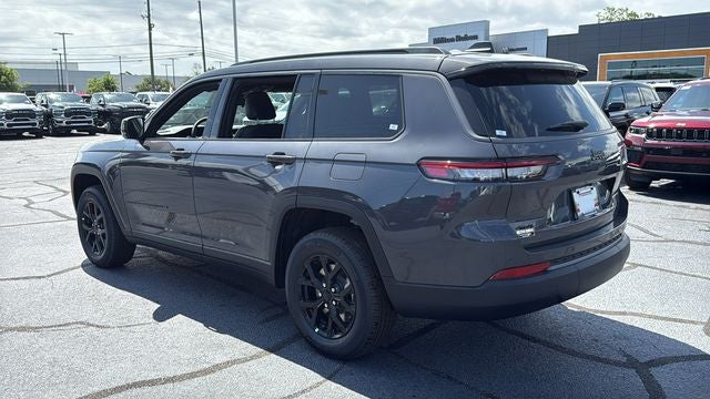 2026 Jeep Grand Cherokee GRAND CHEROKEE L LAREDO ALTITUDE 4X4