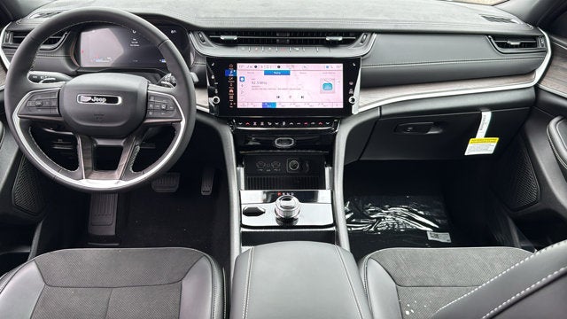 2027 Jeep Grand Cherokee GRAND CHEROKEE L LAREDO ALTITUDE 4X4