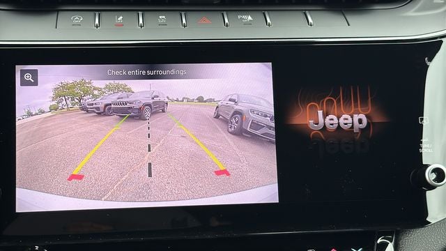 2027 Jeep Grand Cherokee GRAND CHEROKEE L LAREDO ALTITUDE 4X4