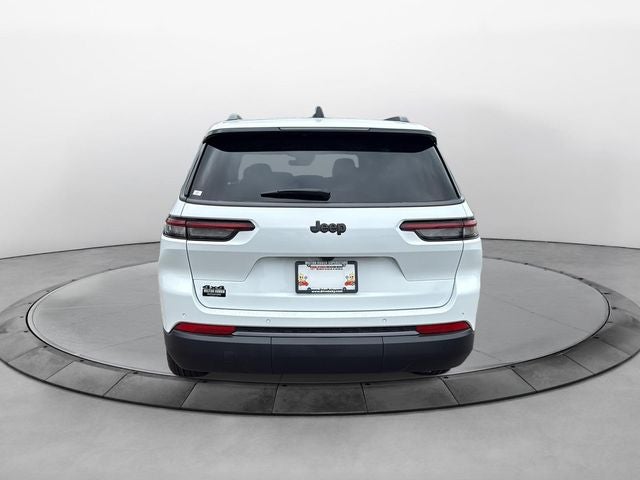 2027 Jeep Grand Cherokee GRAND CHEROKEE L LAREDO ALTITUDE 4X4