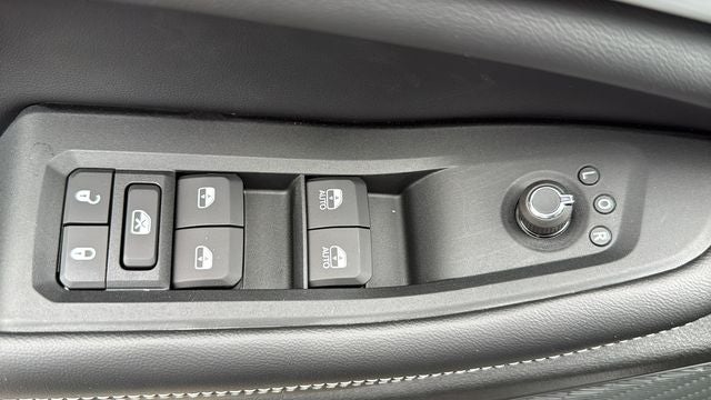 2027 Jeep Grand Cherokee GRAND CHEROKEE L LAREDO ALTITUDE 4X4