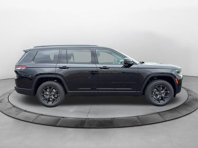 2027 Jeep Grand Cherokee GRAND CHEROKEE L LAREDO ALTITUDE 4X4