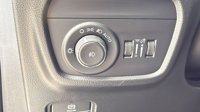 2026 Jeep Grand Cherokee GRAND CHEROKEE L LIMITED RESERVE 4X4