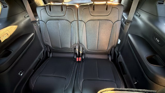 2027 Jeep Grand Cherokee GRAND CHEROKEE L LIMITED RESERVE 4X4