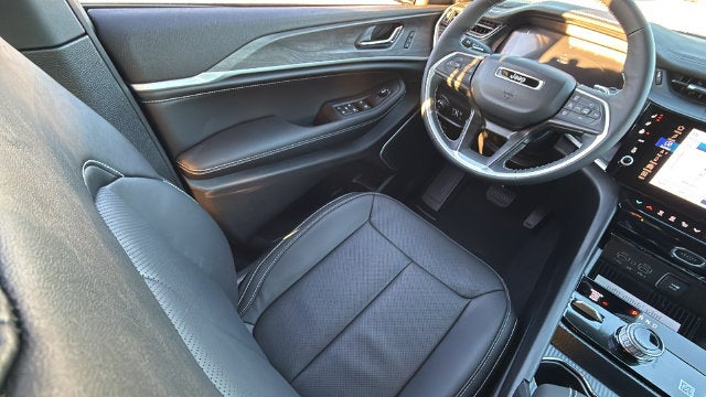 2027 Jeep Grand Cherokee GRAND CHEROKEE L LIMITED RESERVE 4X4