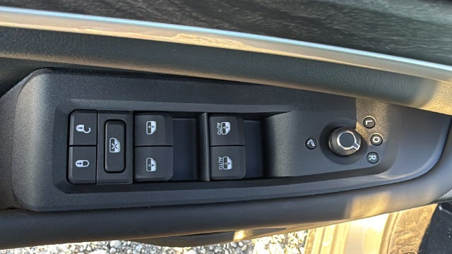 2027 Jeep Grand Cherokee GRAND CHEROKEE L LIMITED RESERVE 4X4