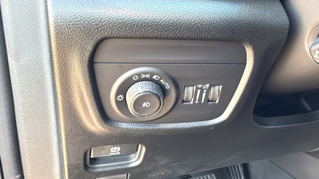 2027 Jeep Grand Cherokee GRAND CHEROKEE L LIMITED RESERVE 4X4