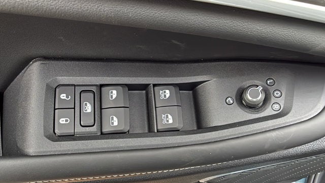 2027 Jeep Grand Cherokee GRAND CHEROKEE L LIMITED RESERVE 4X4