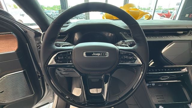 2026 Jeep Grand Cherokee GRAND CHEROKEE L SUMMIT 4X4