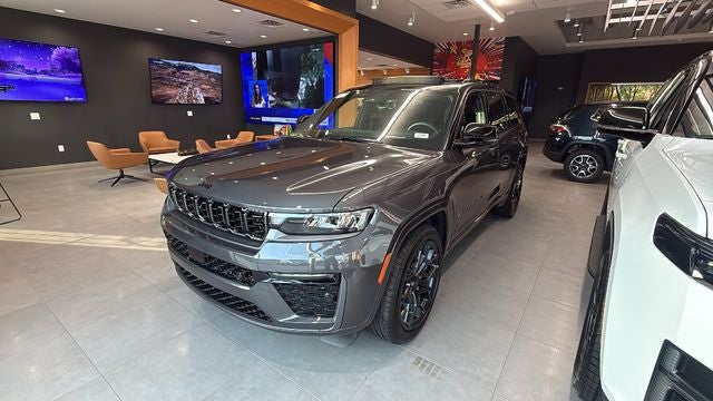 2026 Jeep Grand Cherokee GRAND CHEROKEE L SUMMIT 4X4