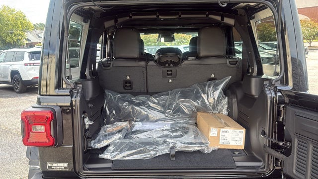 2027 Jeep Wrangler WRANGLER 4-DOOR RUBICON X